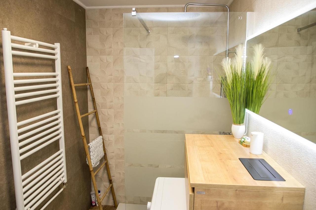 Studio Apartman Avenija *** Slavonski Brod Ngoại thất bức ảnh